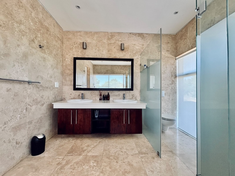 5 Bedroom Property for Sale in Waterford Golf and River Estate Free State